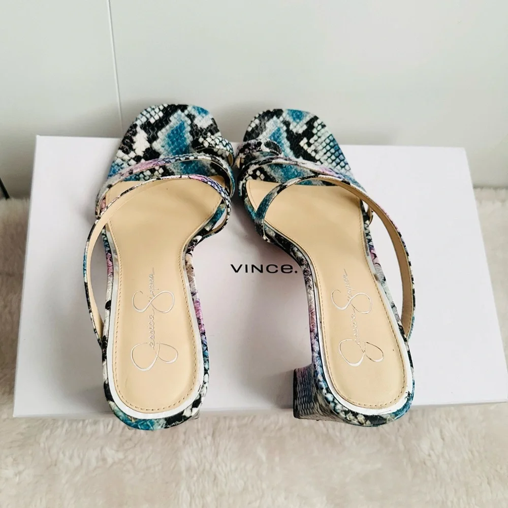 Jessica Simpson Block Heel Sandal - Picture 8 of 11